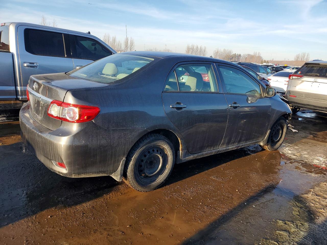 2011 TOYOTA COROLLA BASE photo 3
