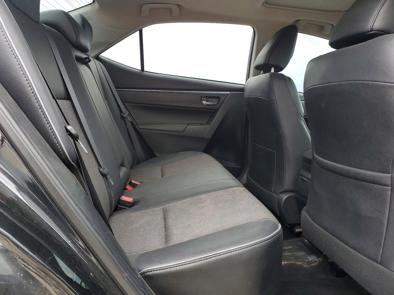 2016 TOYOTA COROLLA S PLUS photo 19