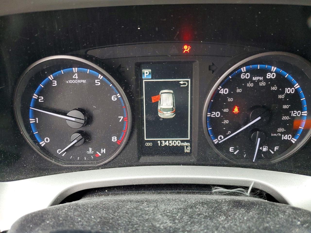 2018 TOYOTA RAV4 LE photo 9
