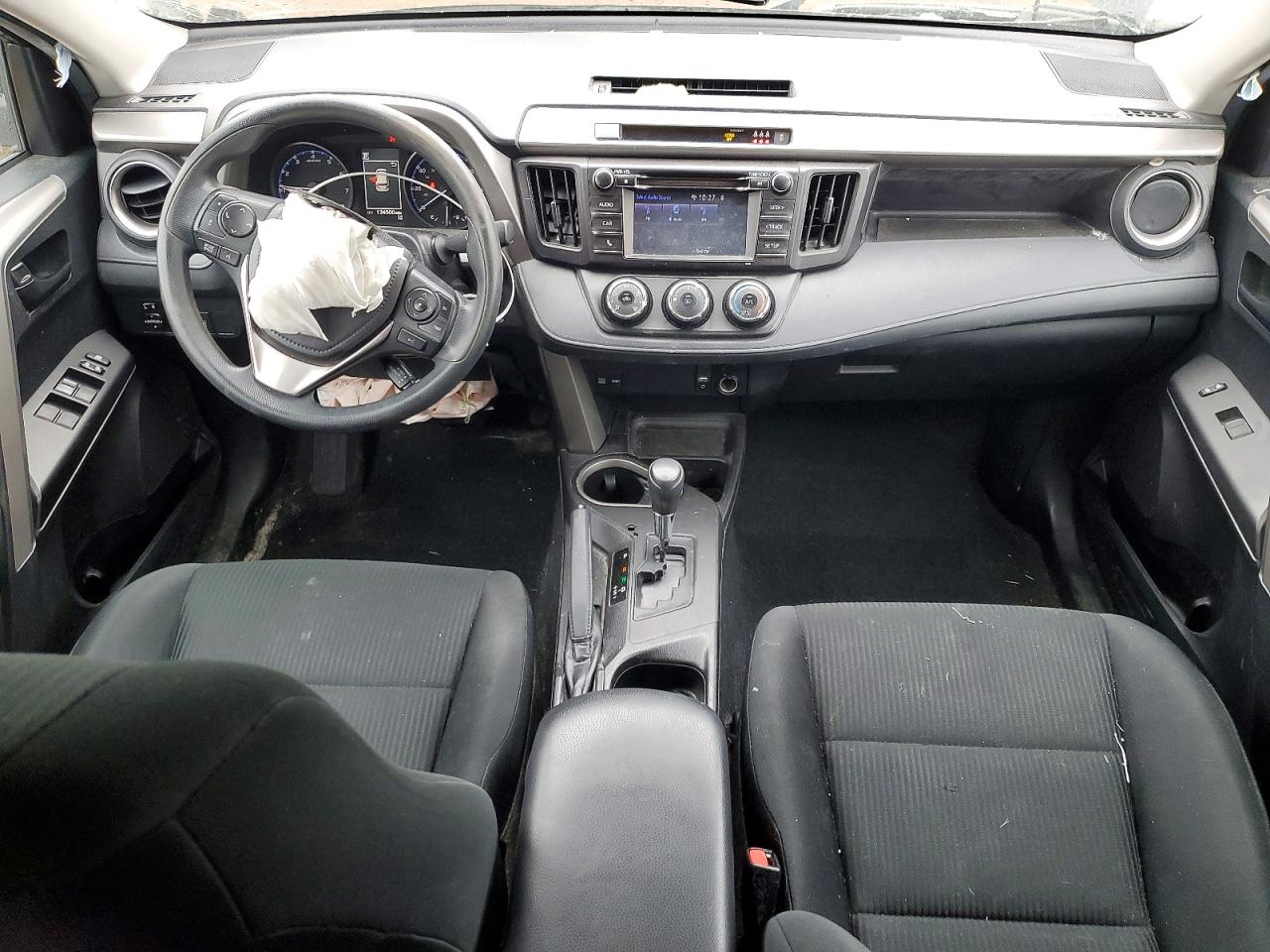 2018 TOYOTA RAV4 LE photo 8