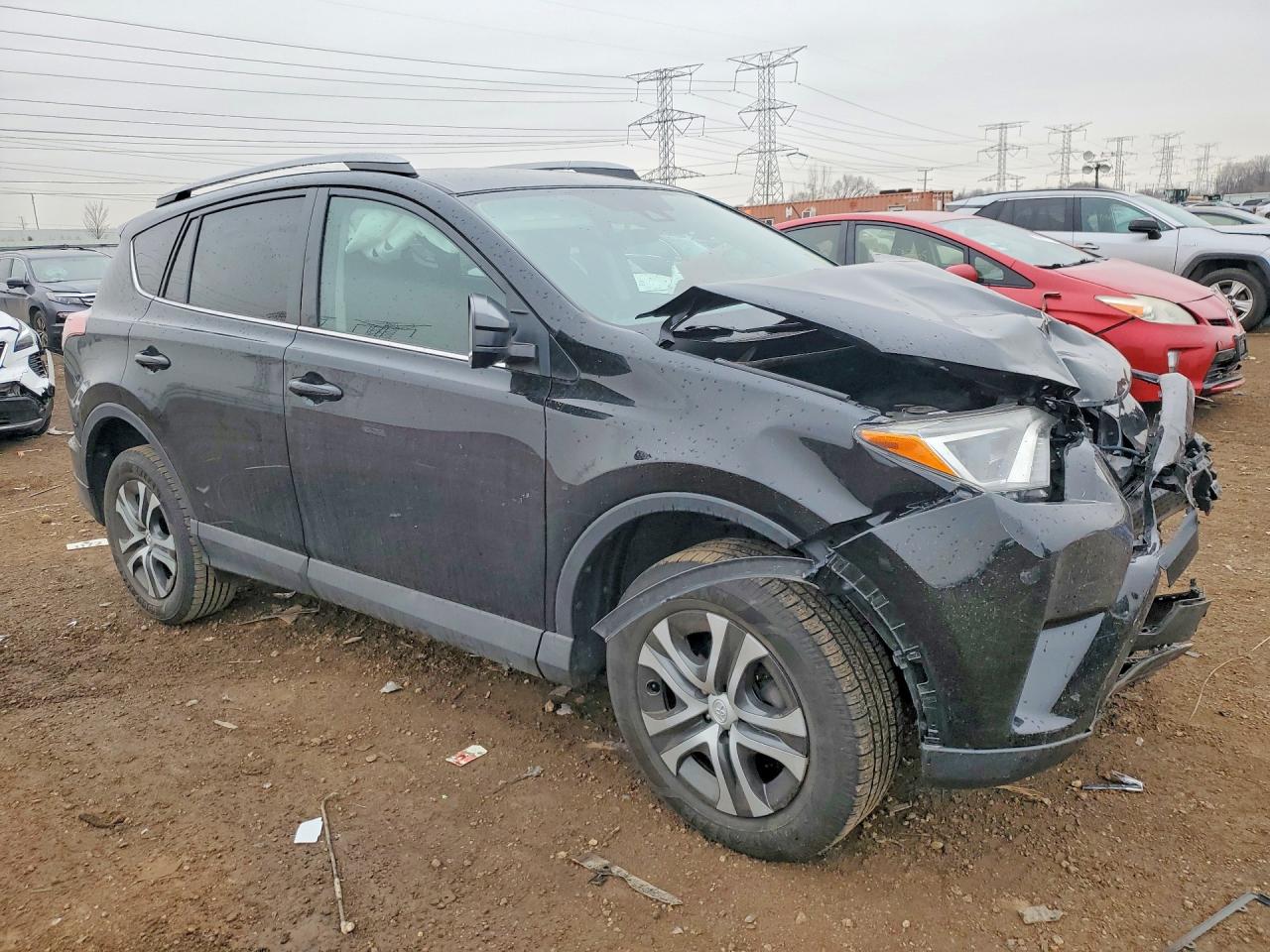 2018 TOYOTA RAV4 LE photo 4