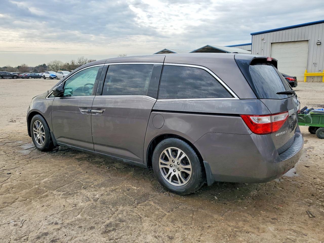 2012 HONDA ODYSSEY EXL photo 2