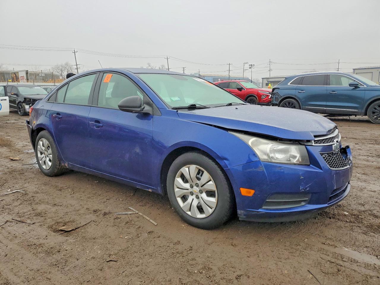 2013 CHEVROLET CRUZE LS photo 4