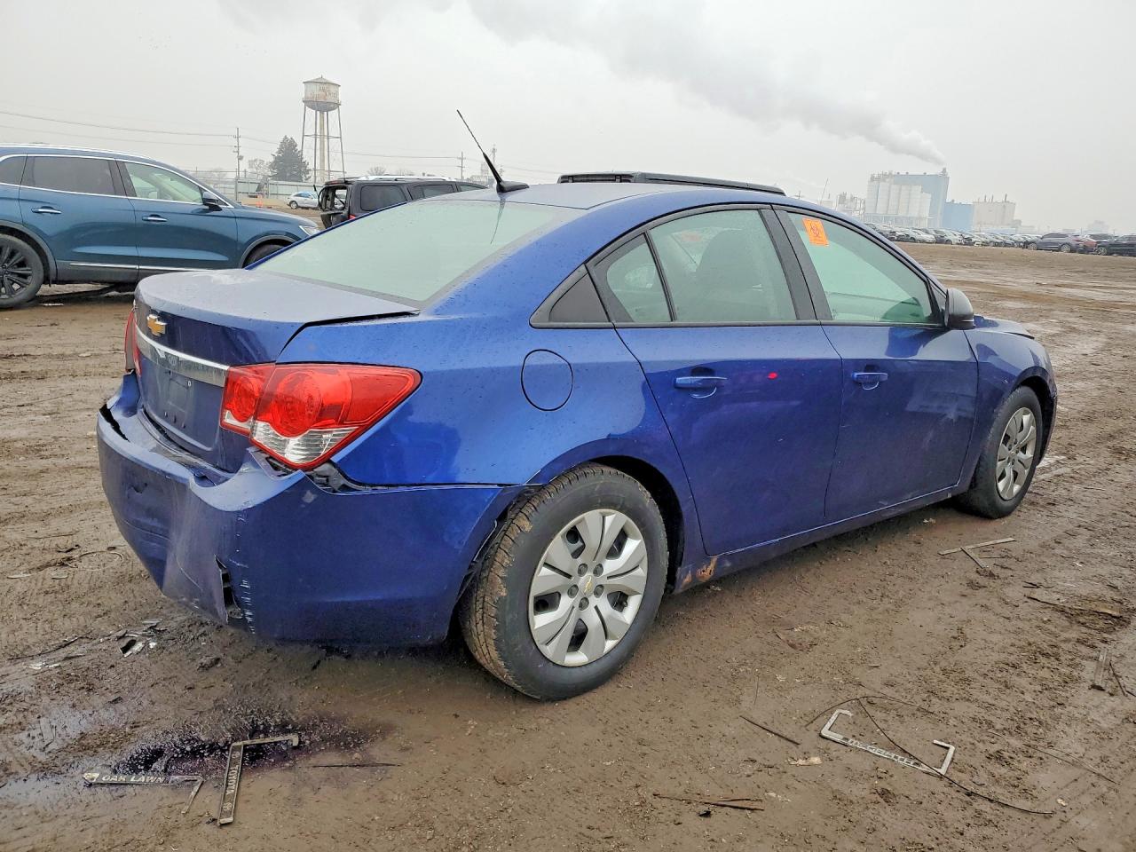 2013 CHEVROLET CRUZE LS photo 3