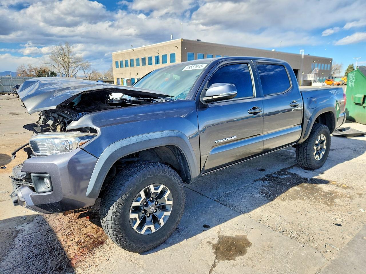 2017 TOYOTA TACOMA
