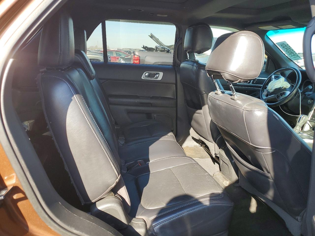 2011 FORD EXPLORER XLT photo 10