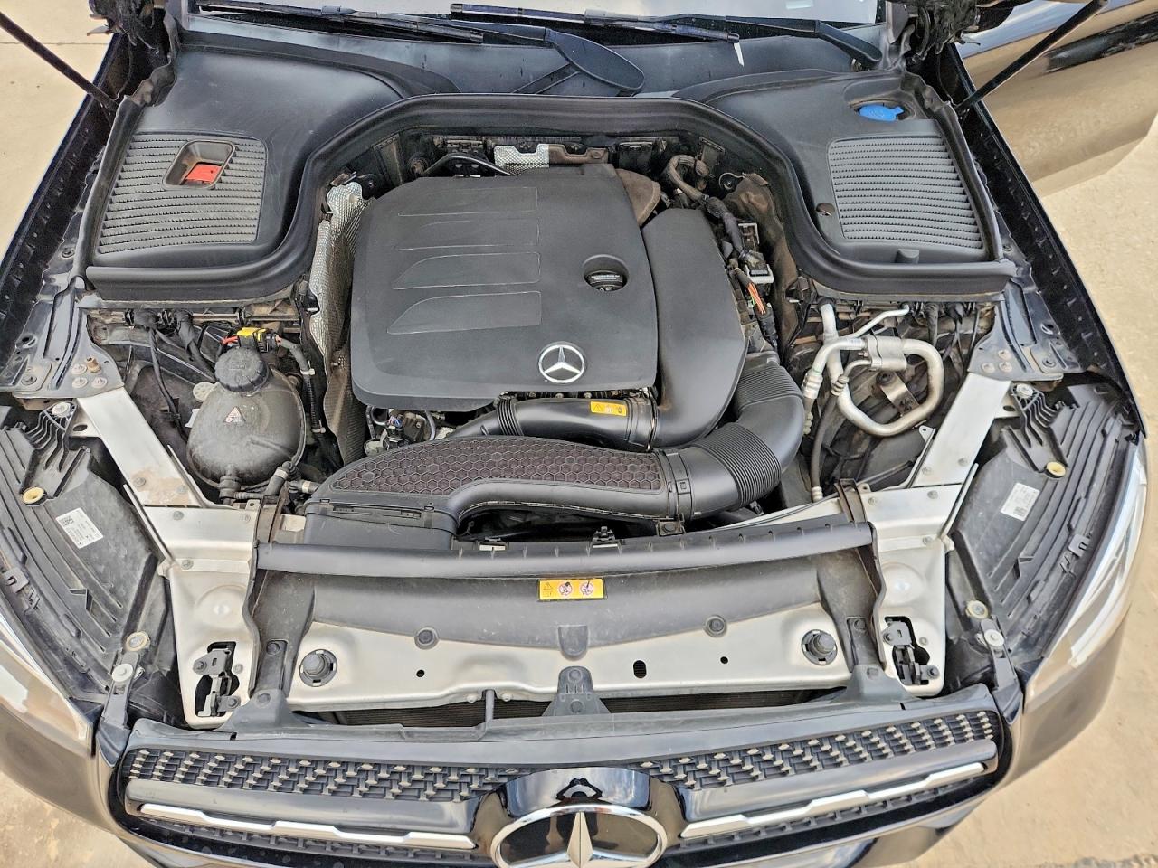 2022 MERCEDES-BENZ GLC 300 photo 11