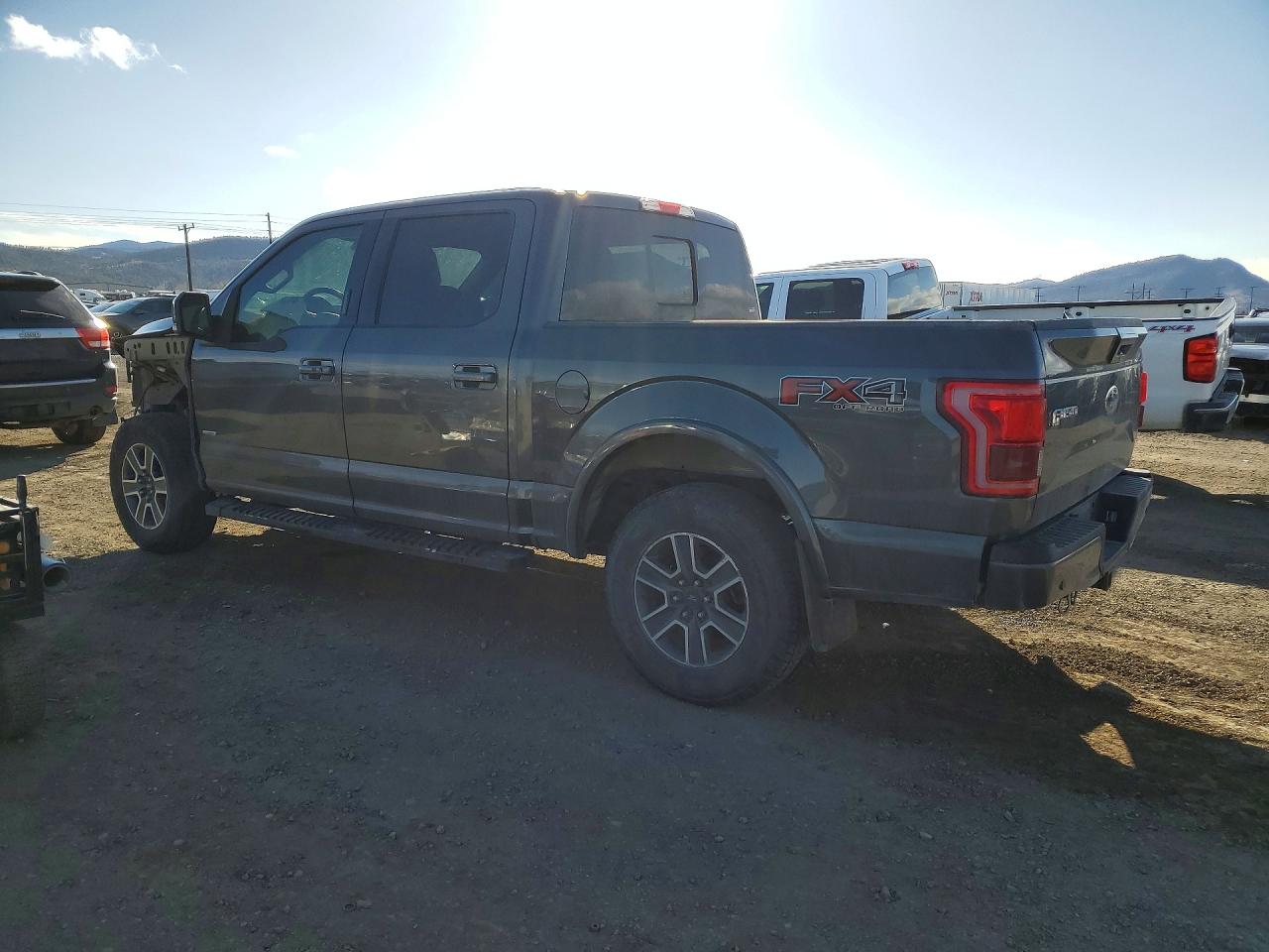2015 FORD F150 SUPERCREW photo 2