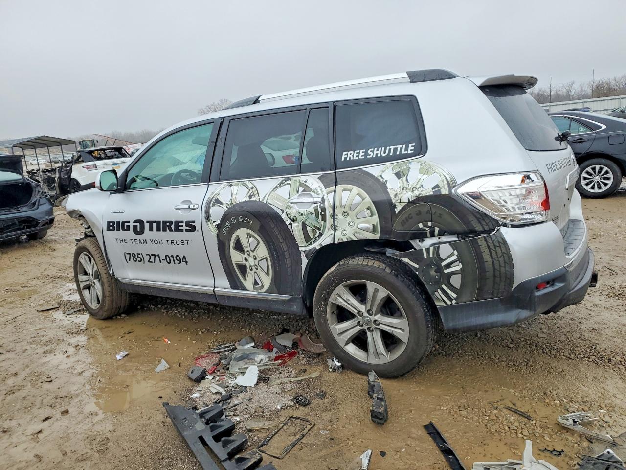 2011 TOYOTA HIGHLANDER LIMITED photo 2