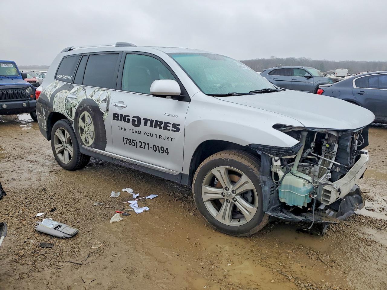 2011 TOYOTA HIGHLANDER LIMITED photo 4