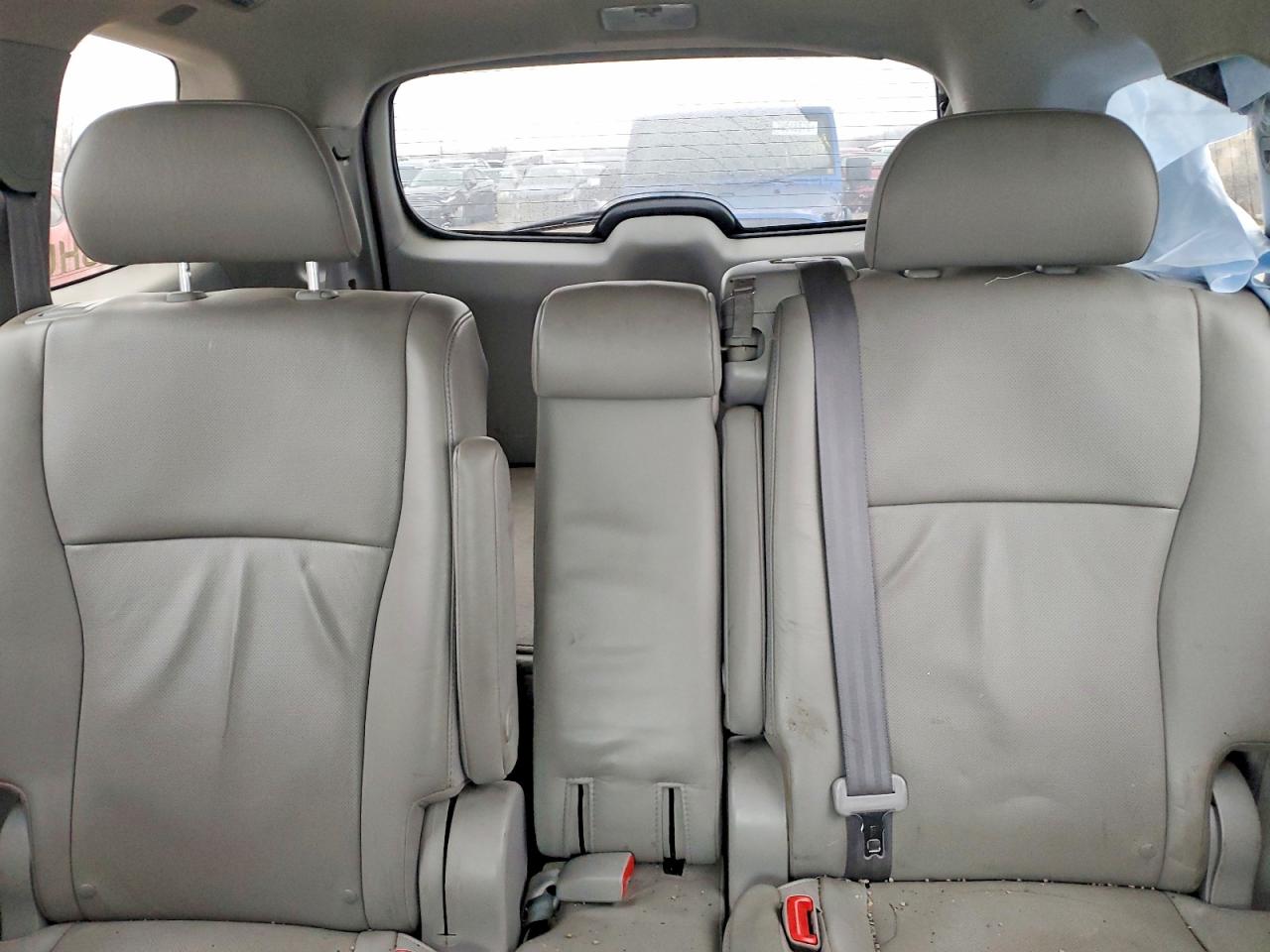 2011 TOYOTA HIGHLANDER LIMITED photo 10