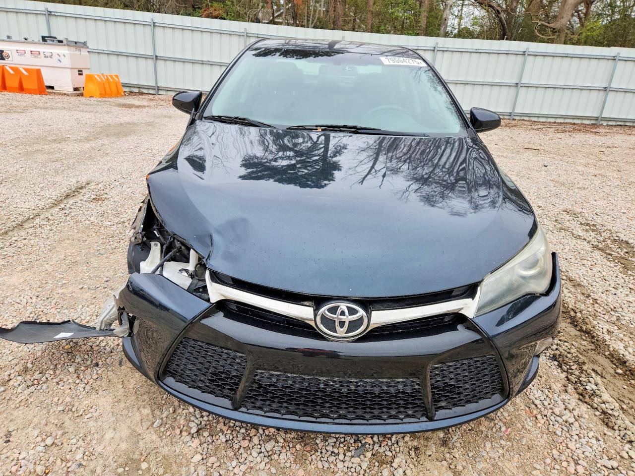 2015 TOYOTA CAMRY SE photo 5