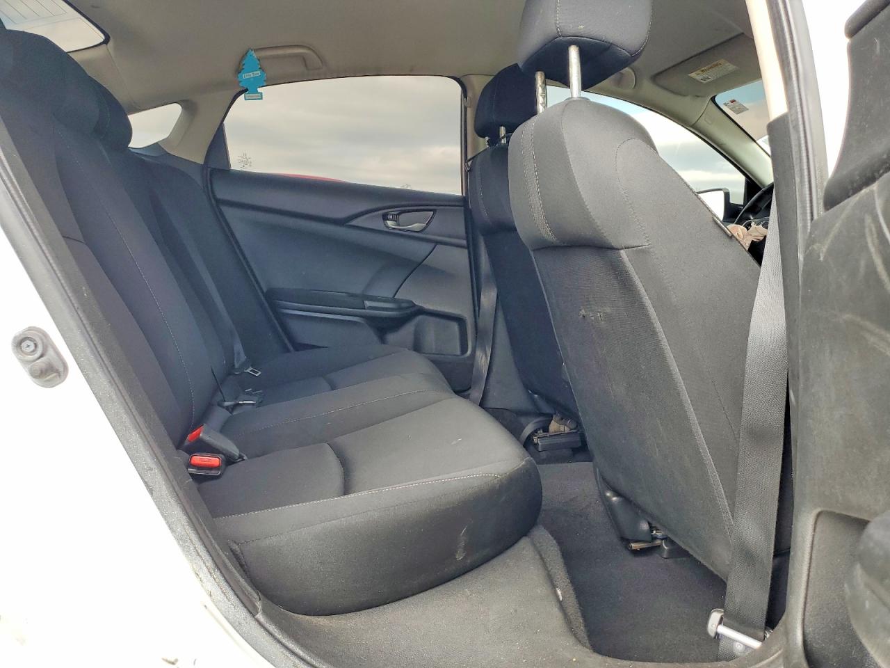 2020 HONDA CIVIC LX photo 28