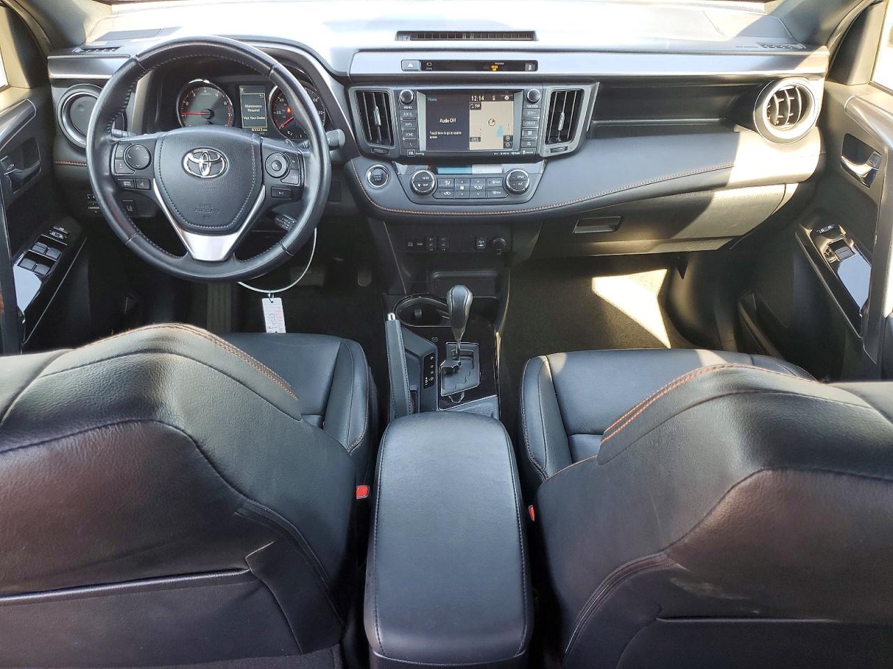2016 TOYOTA RAV4 SE photo 22