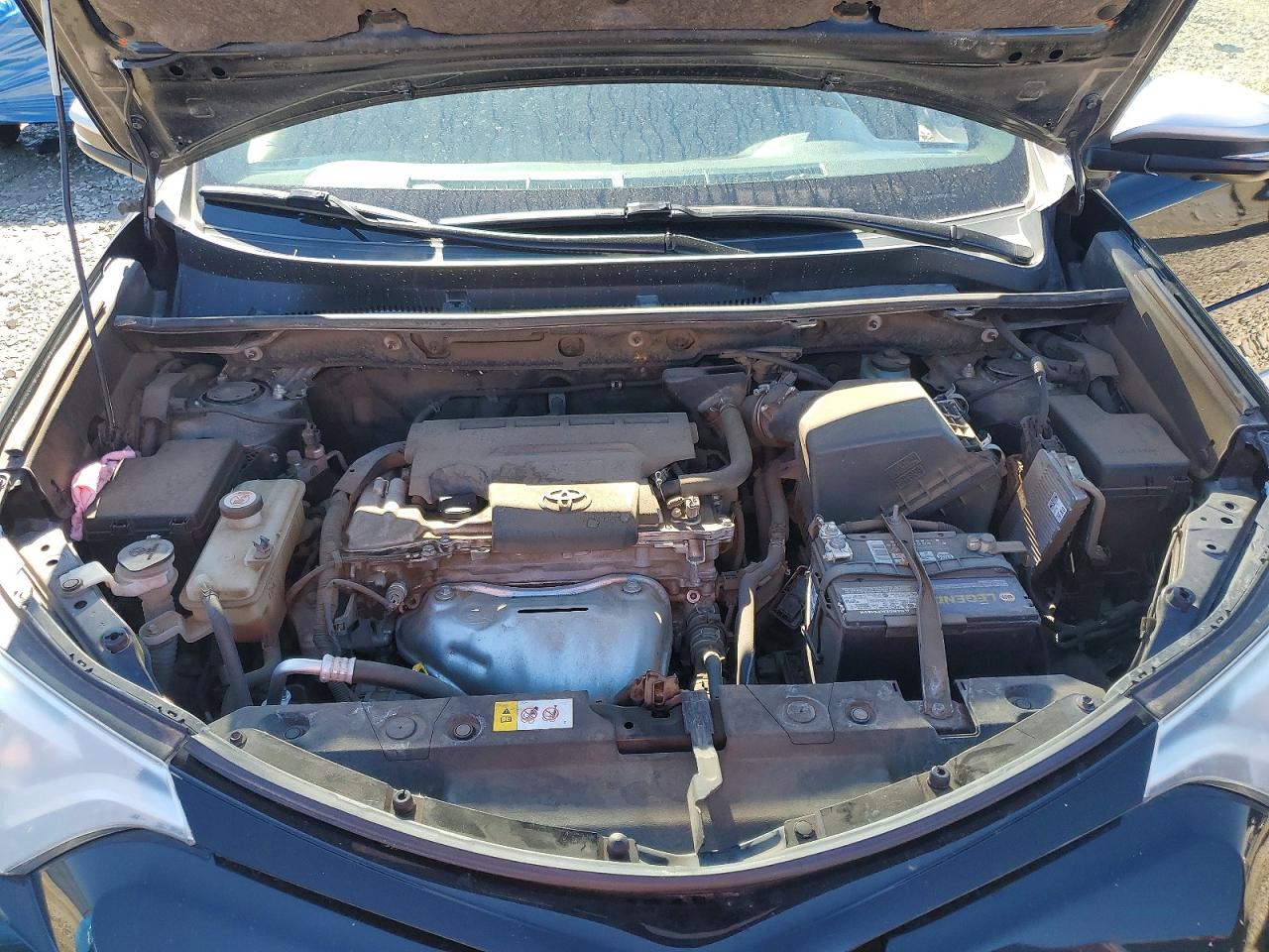 2016 TOYOTA RAV4 SE photo 34