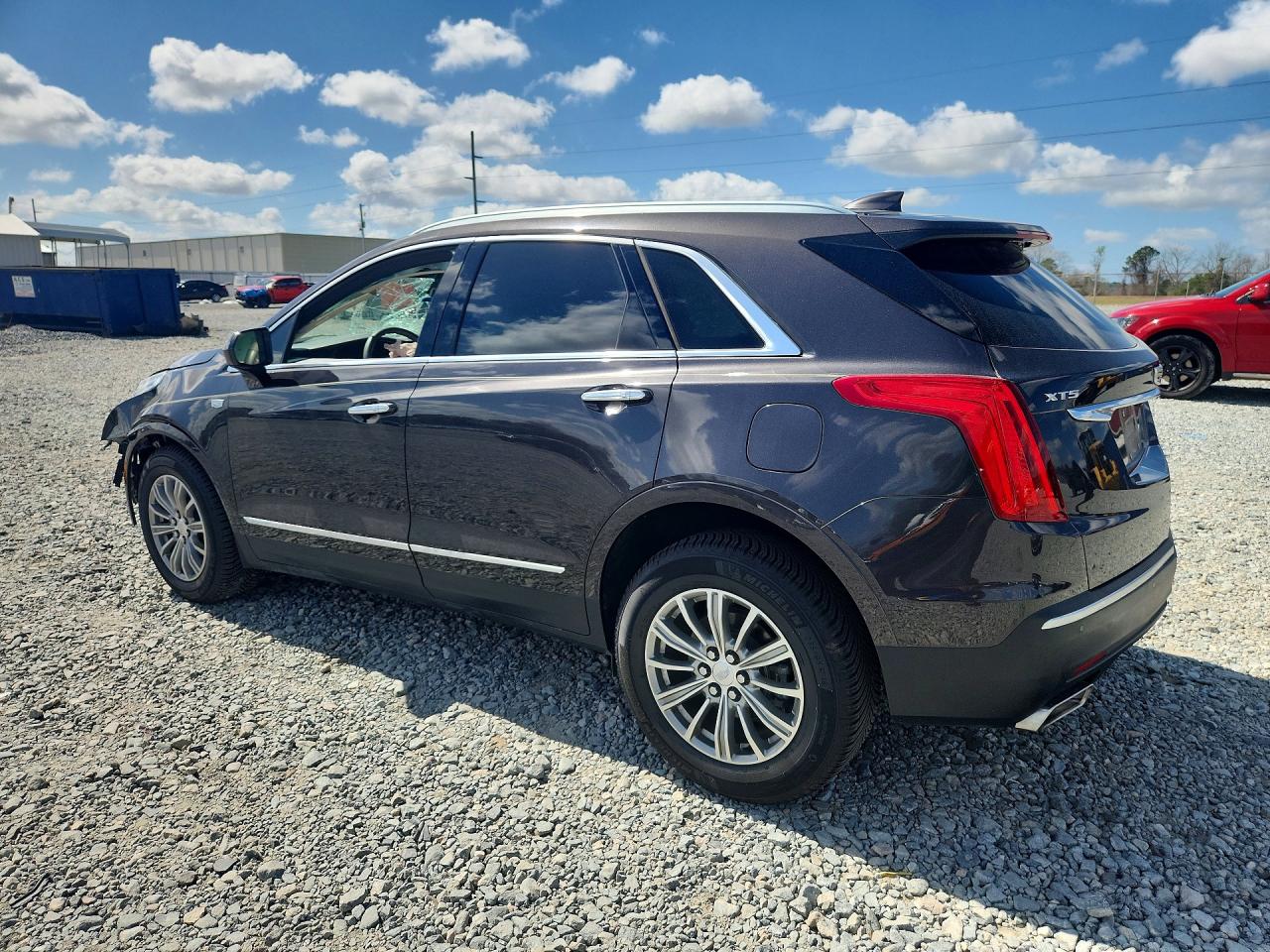 2018 CADILLAC XT5 LUXURY photo 2