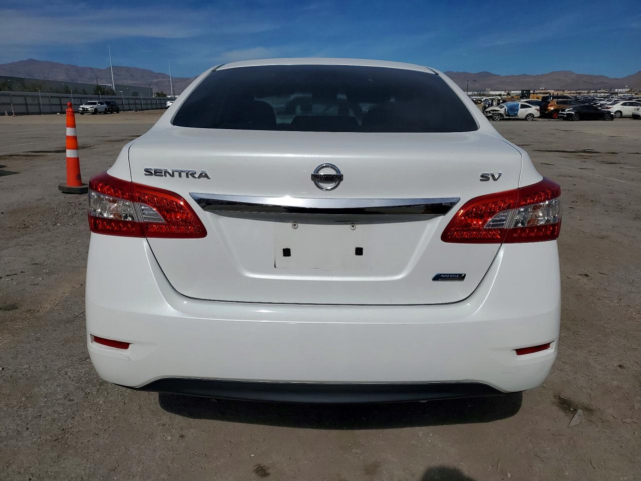 2013 NISSAN SENTRA S photo 6