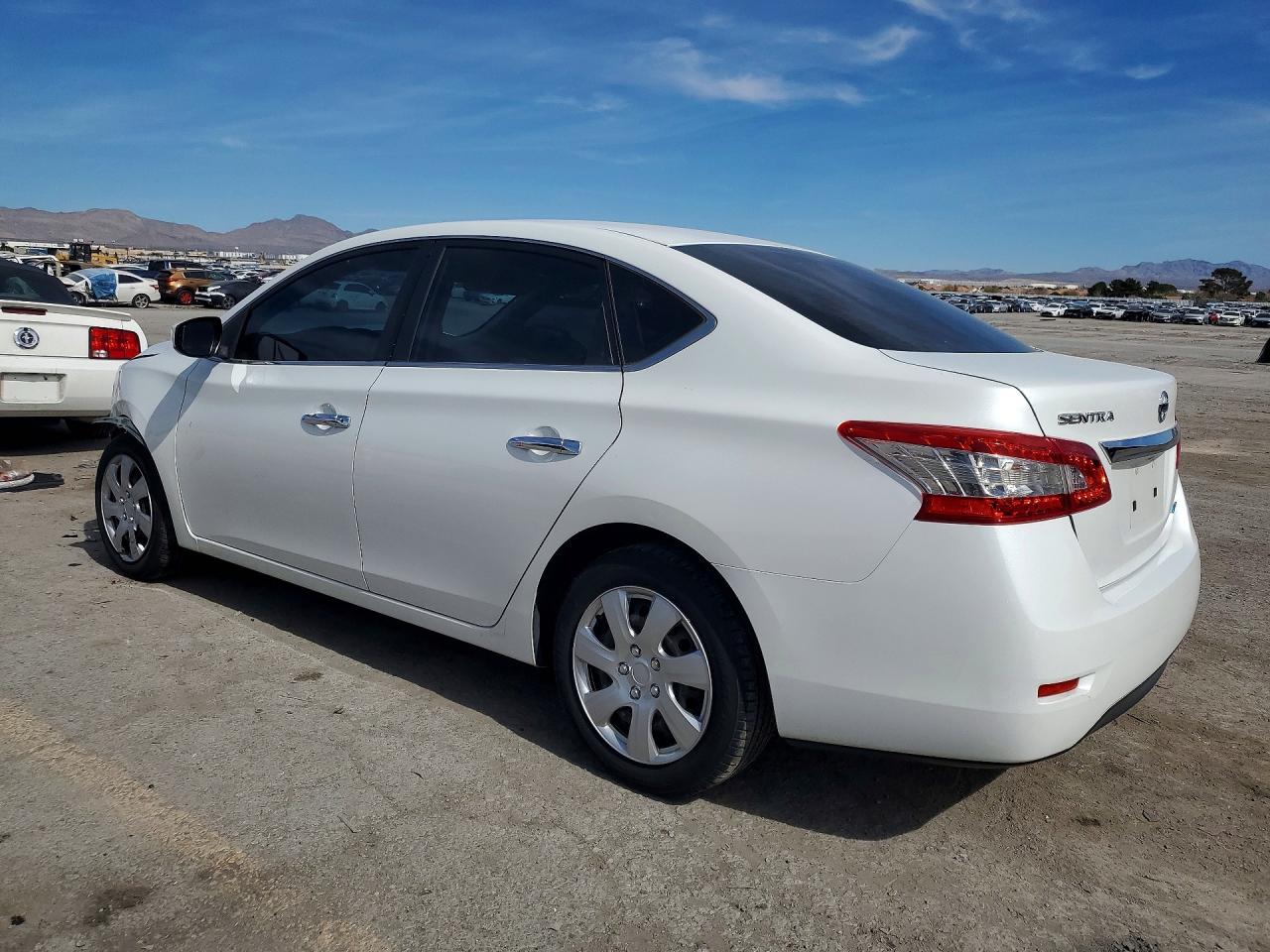 2013 NISSAN SENTRA S photo 2