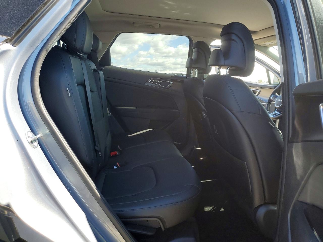 2025 KIA SPORTAGE photo 11
