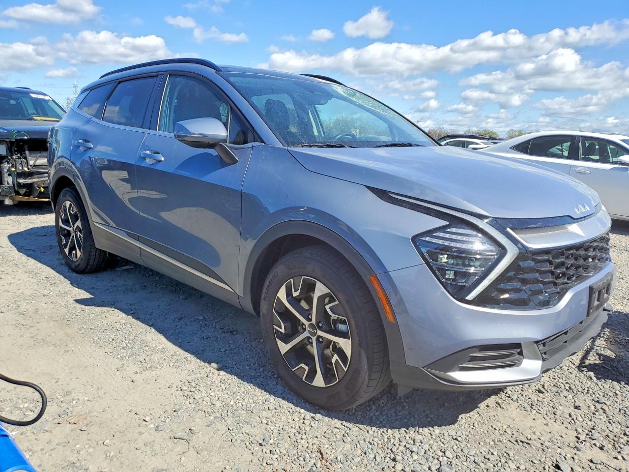 2025 KIA SPORTAGE photo 4