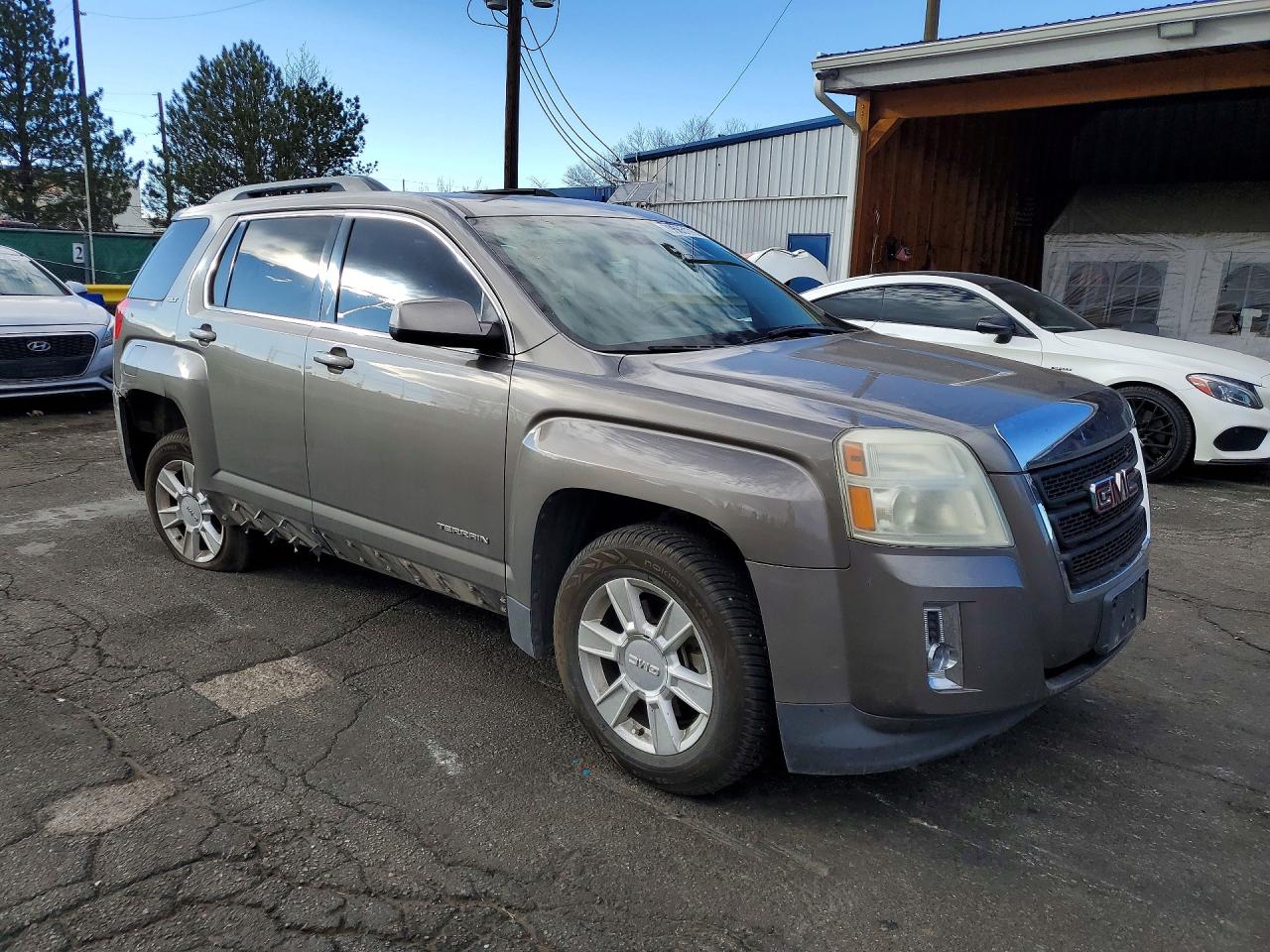 2012 GMC TERRAIN SLT photo 7