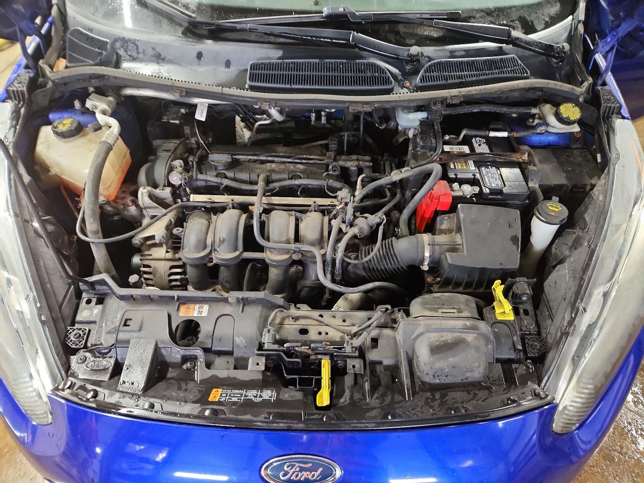 2015 FORD FIESTA SE photo 21