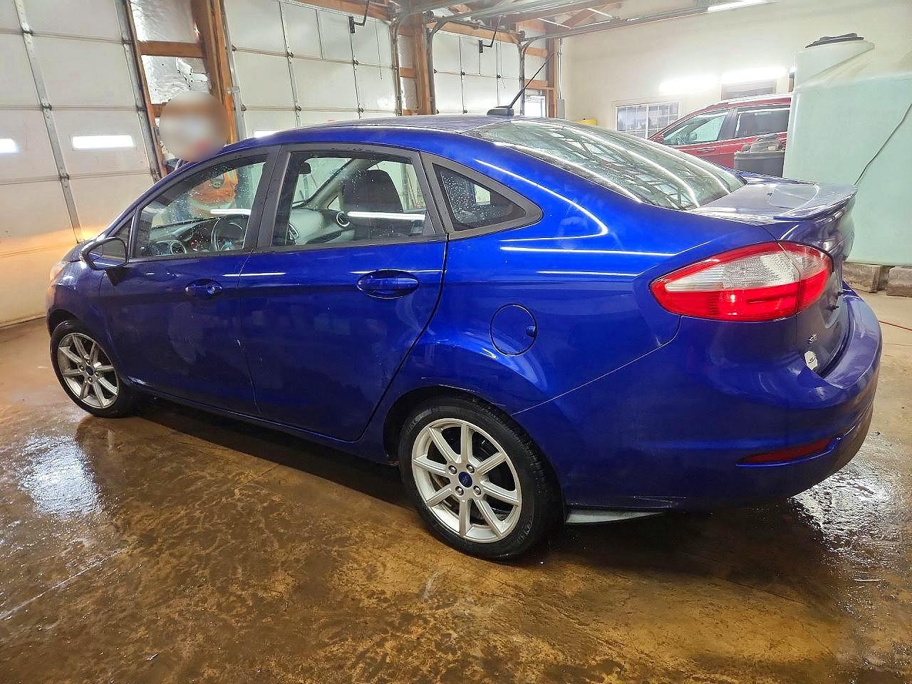 2015 FORD FIESTA SE photo 3
