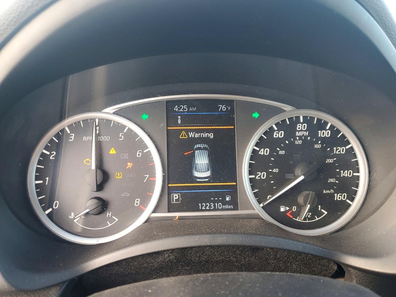 2019 NISSAN SENTRA S photo 9