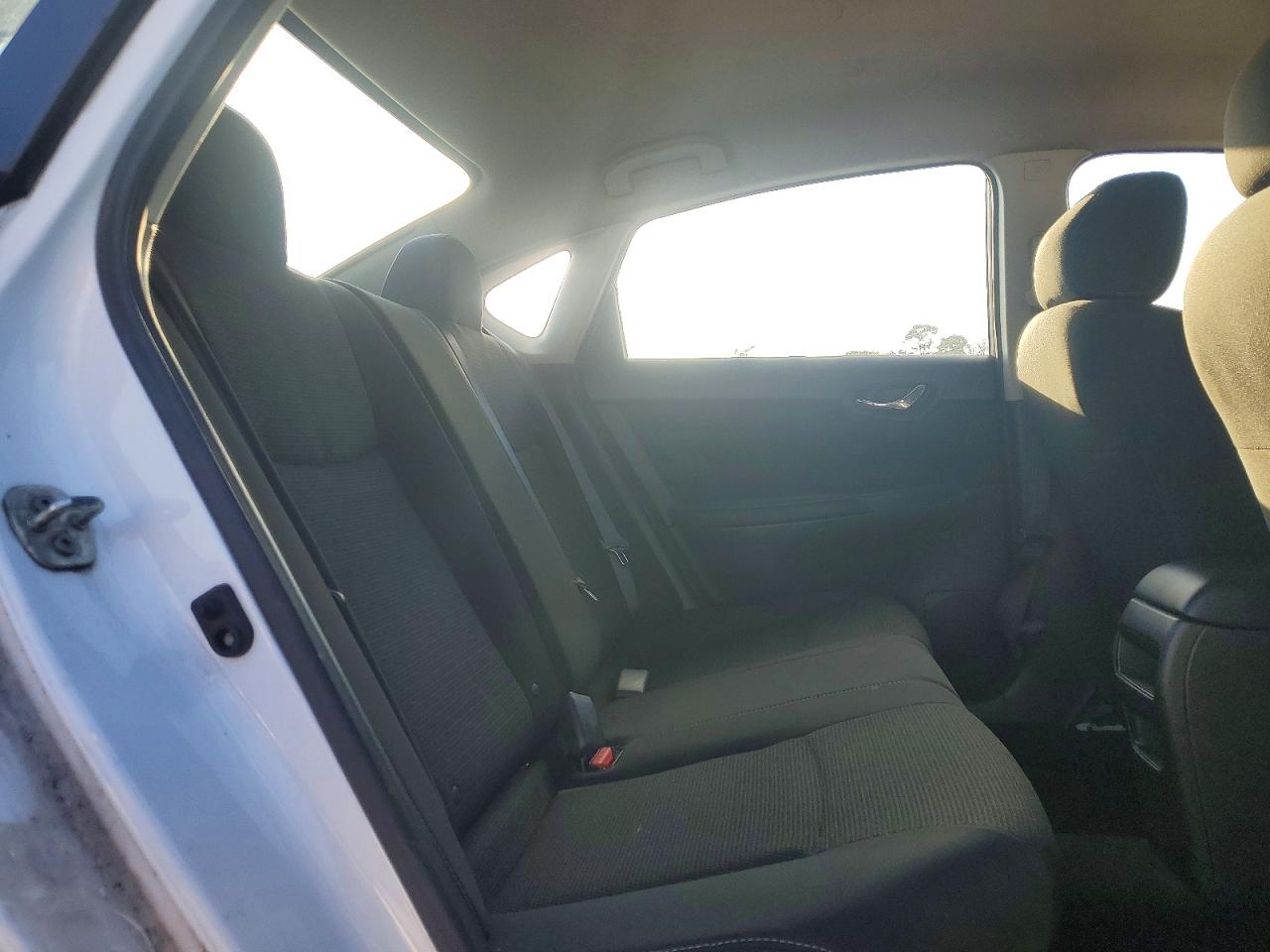 2019 NISSAN SENTRA S photo 10