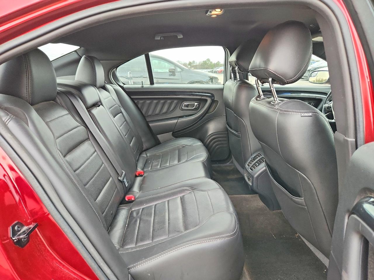2014 FORD TAURUS SHO photo 10