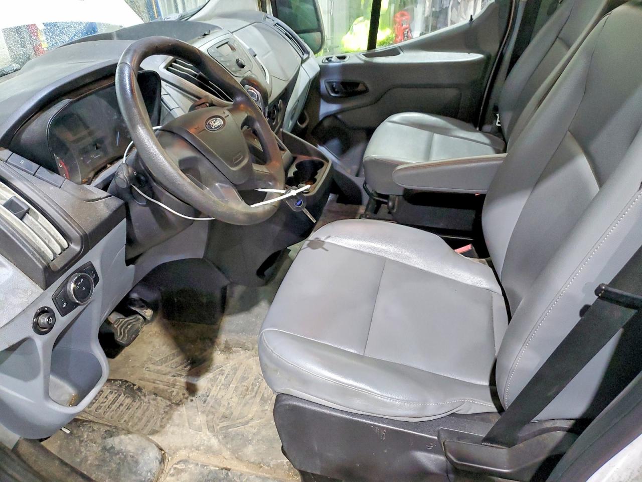 2018 FORD TRANSIT 250 DELIVERY VAN photo 13