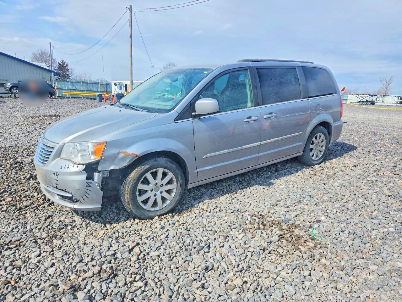 2015 CHRYSLER TOWN & COUNTRY