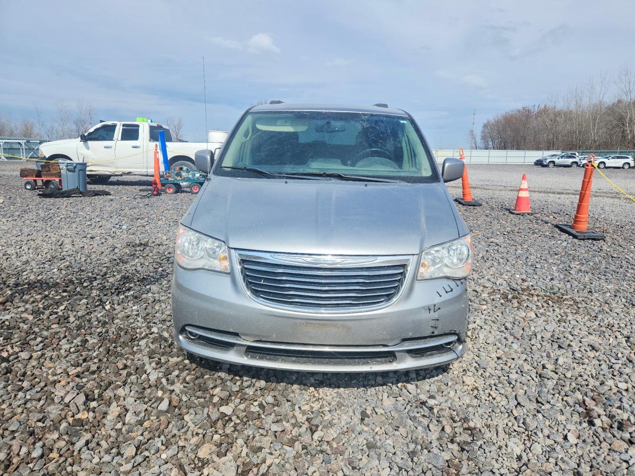 2015 CHRYSLER TOWN & COUNTRY TOURING photo 5