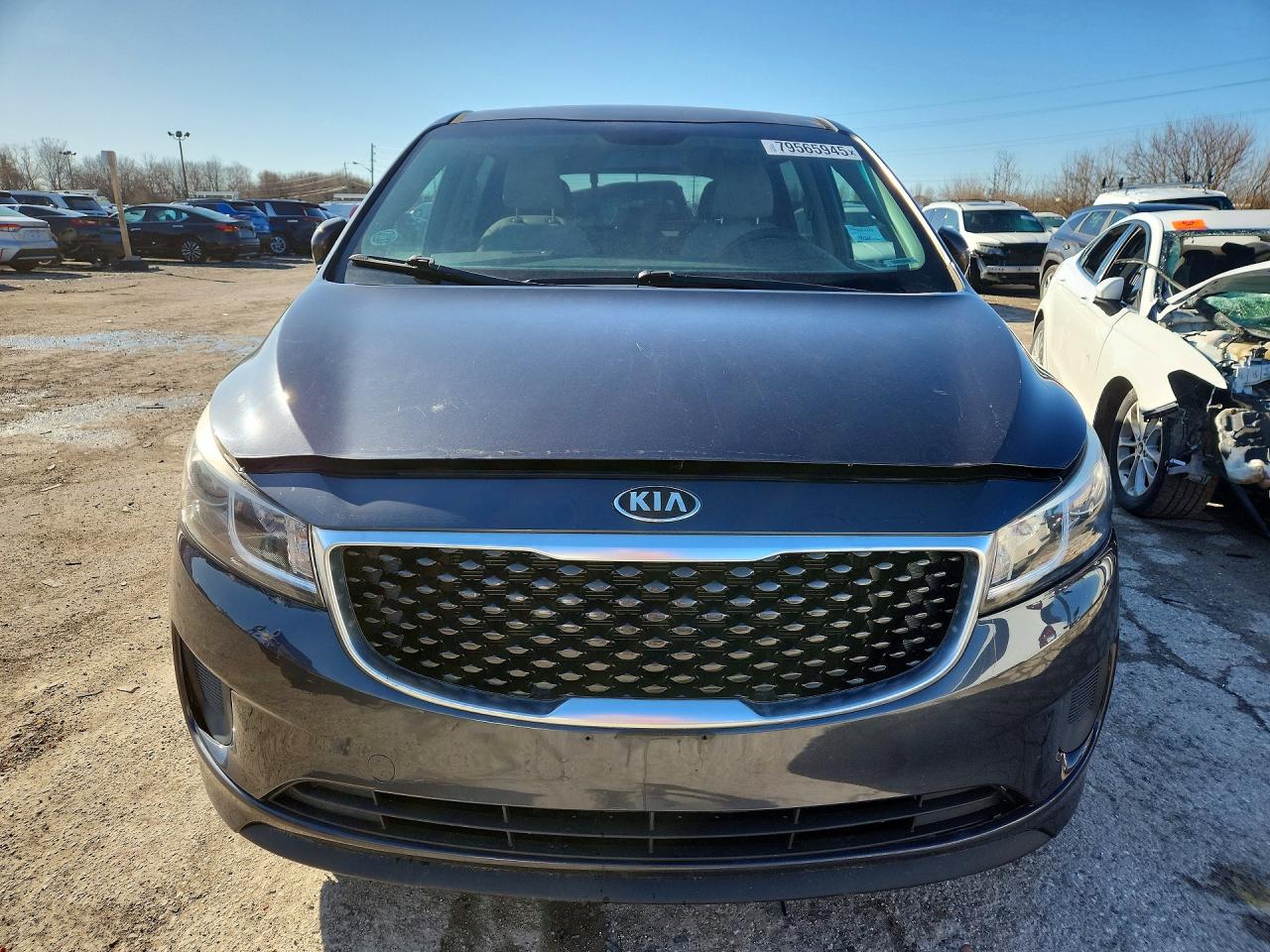2017 KIA SEDONA LX photo 5