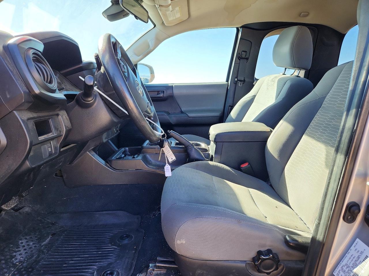 2019 TOYOTA TACOMA SR photo 13
