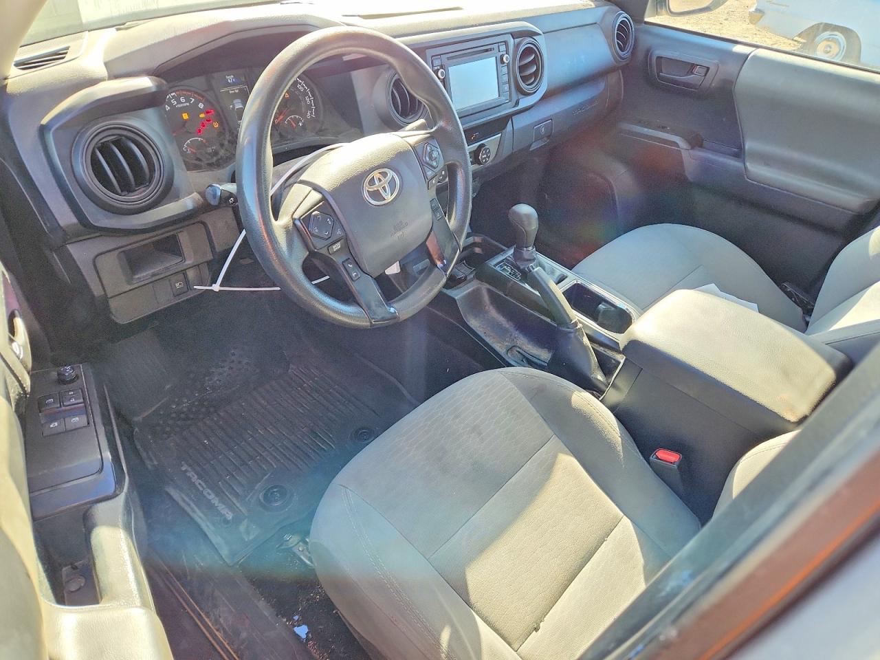2019 TOYOTA TACOMA SR photo 15