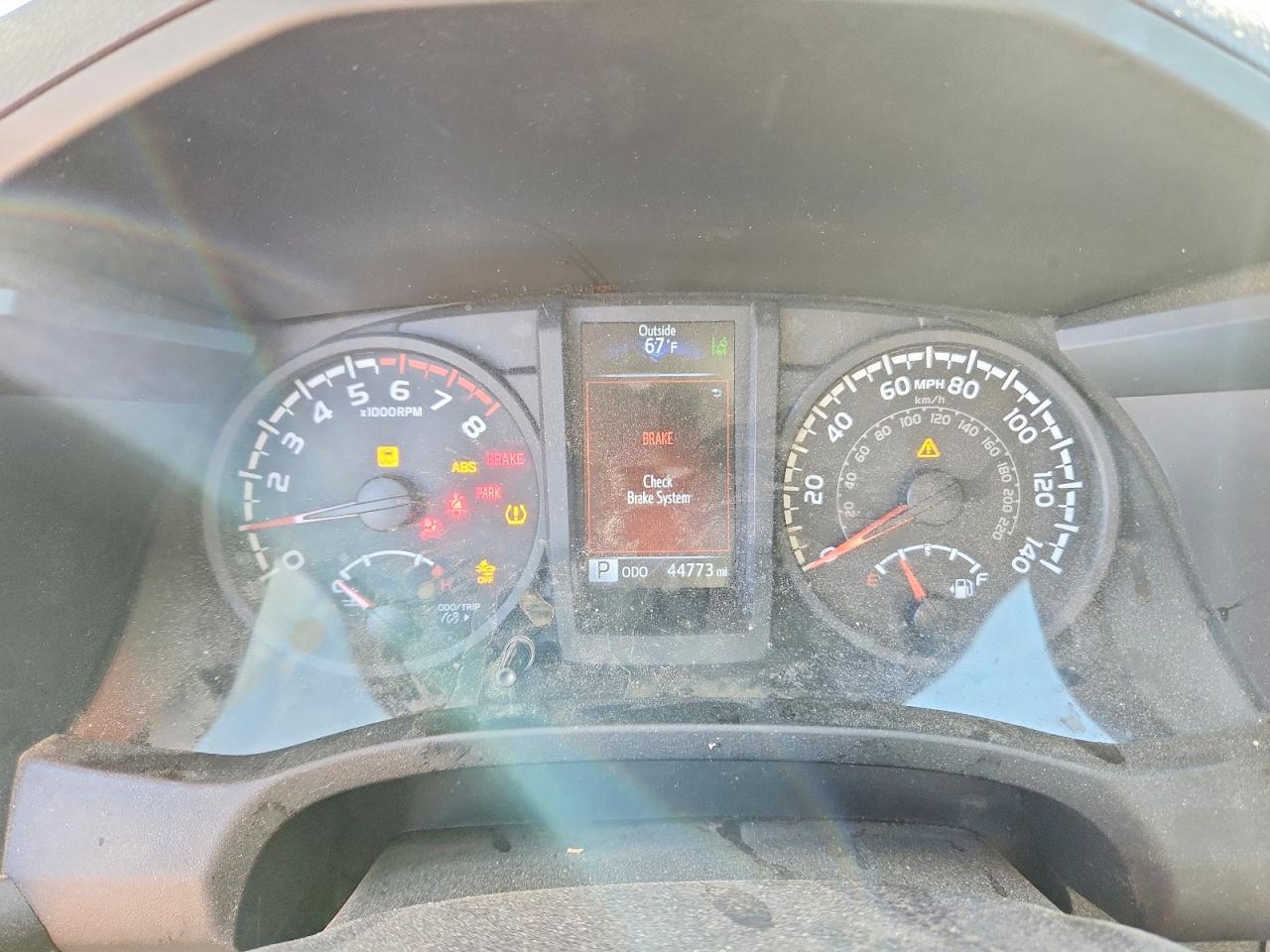 2019 TOYOTA TACOMA SR photo 17