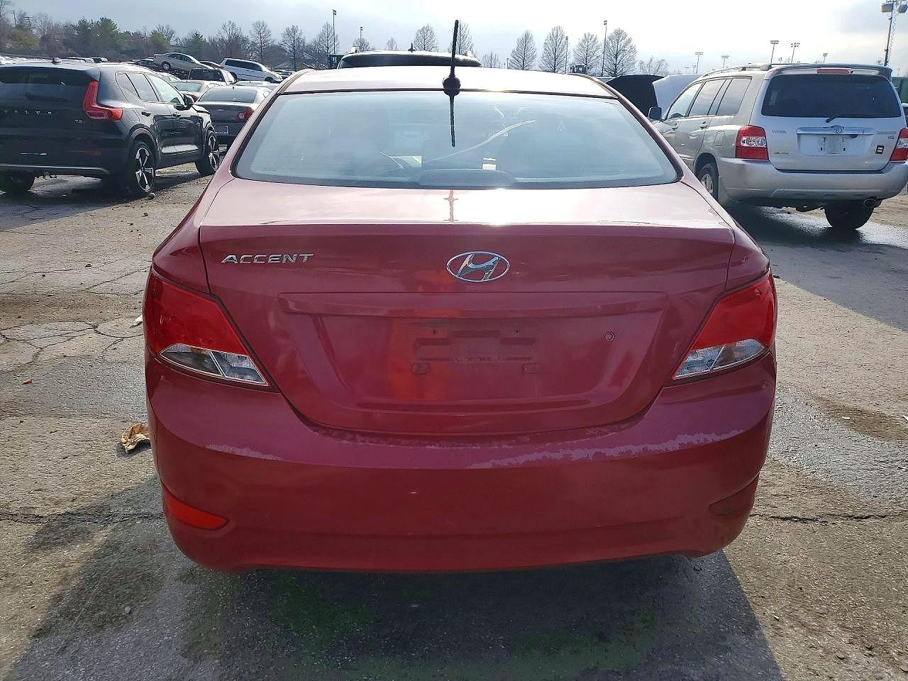 2016 HYUNDAI ACCENT SE photo 6