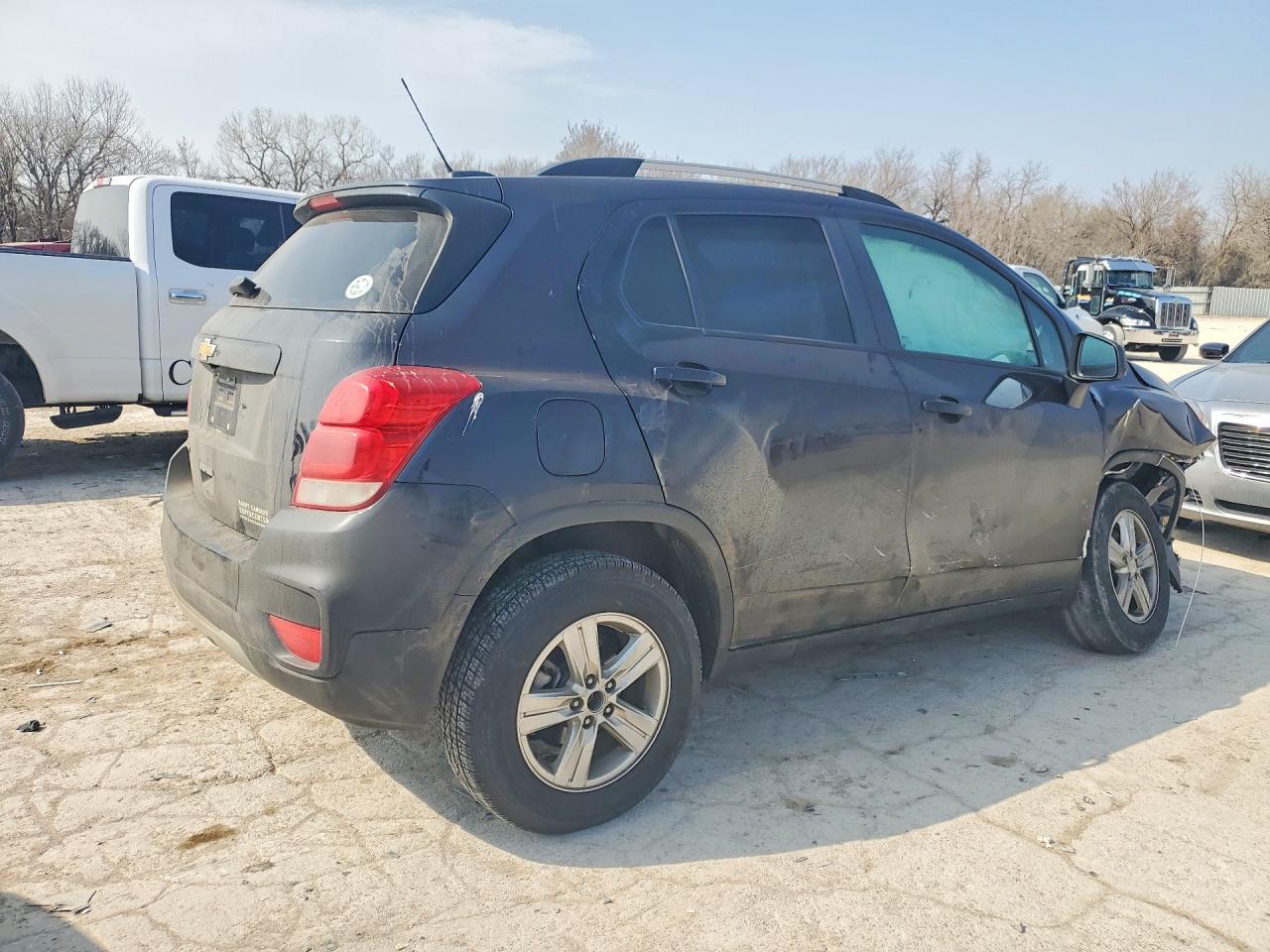 2021 CHEVROLET TRAX 1LT photo 5