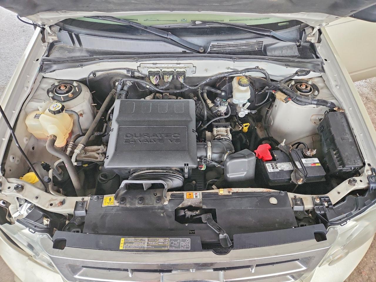 2012 FORD ESCAPE XLT photo 12