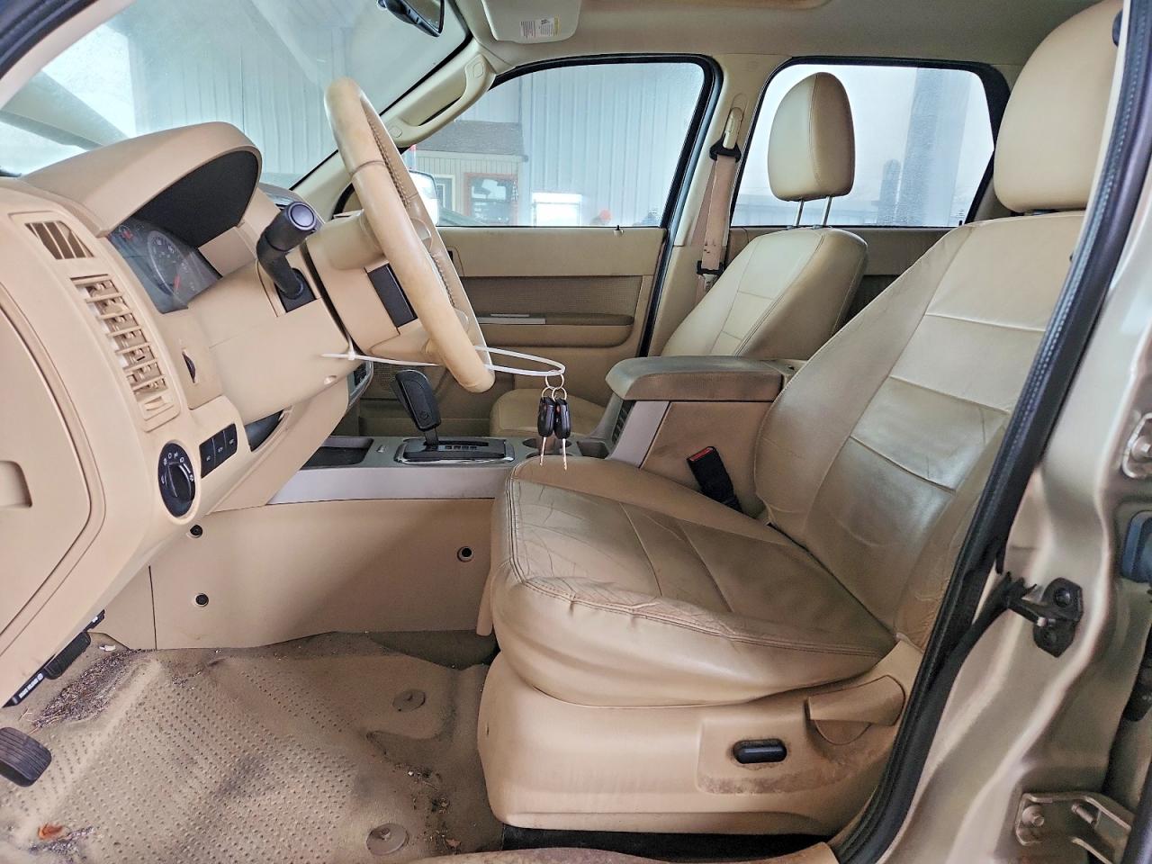 2012 FORD ESCAPE XLT photo 7