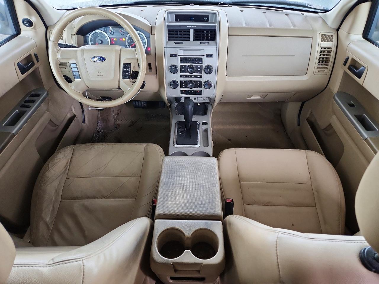 2012 FORD ESCAPE XLT photo 8