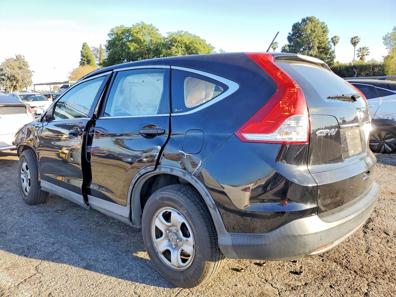 2012 HONDA CR-V LX photo 4