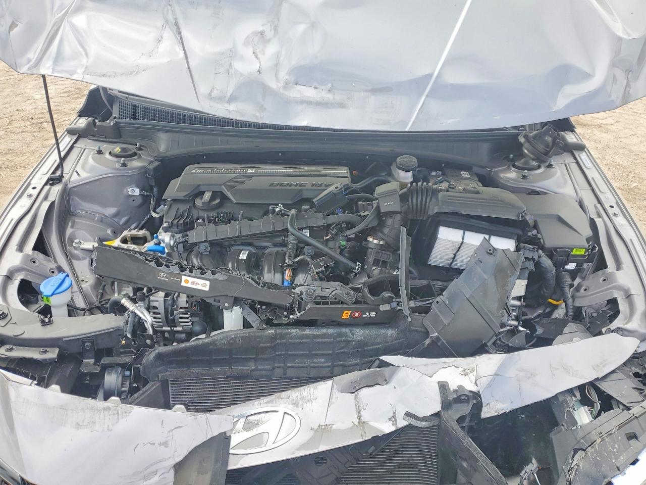 2025 HYUNDAI ELANTRA SEL SPORT photo 11