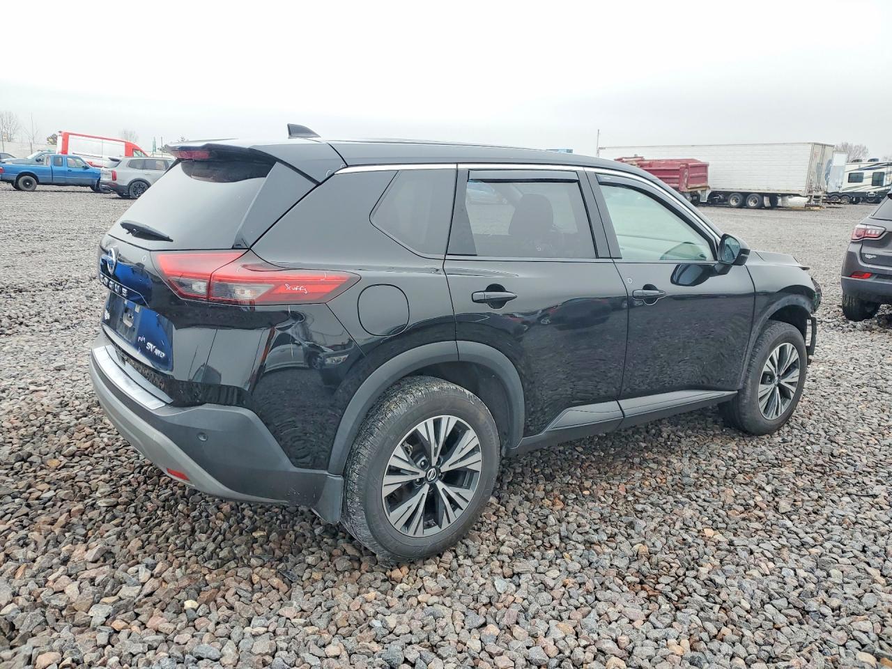 2021 NISSAN ROGUE SV photo 3