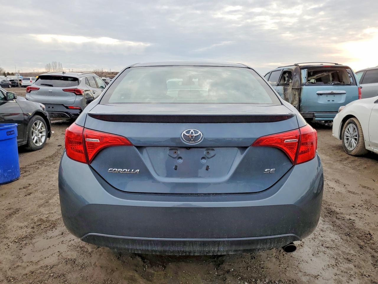2018 TOYOTA COROLLA L photo 6