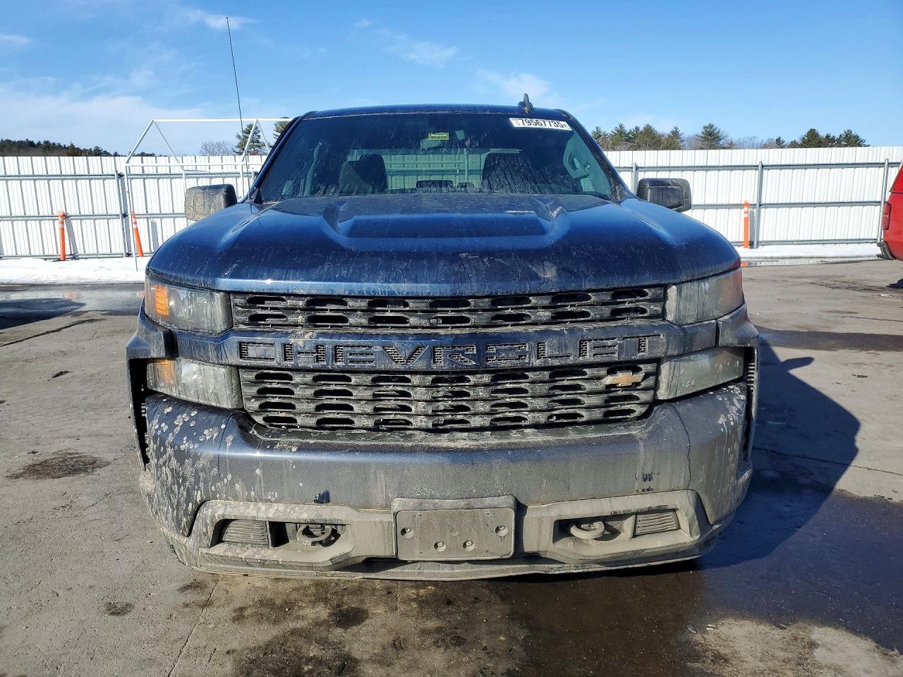 2021 CHEVROLET SILVERADO K1500 CUSTOM photo 9