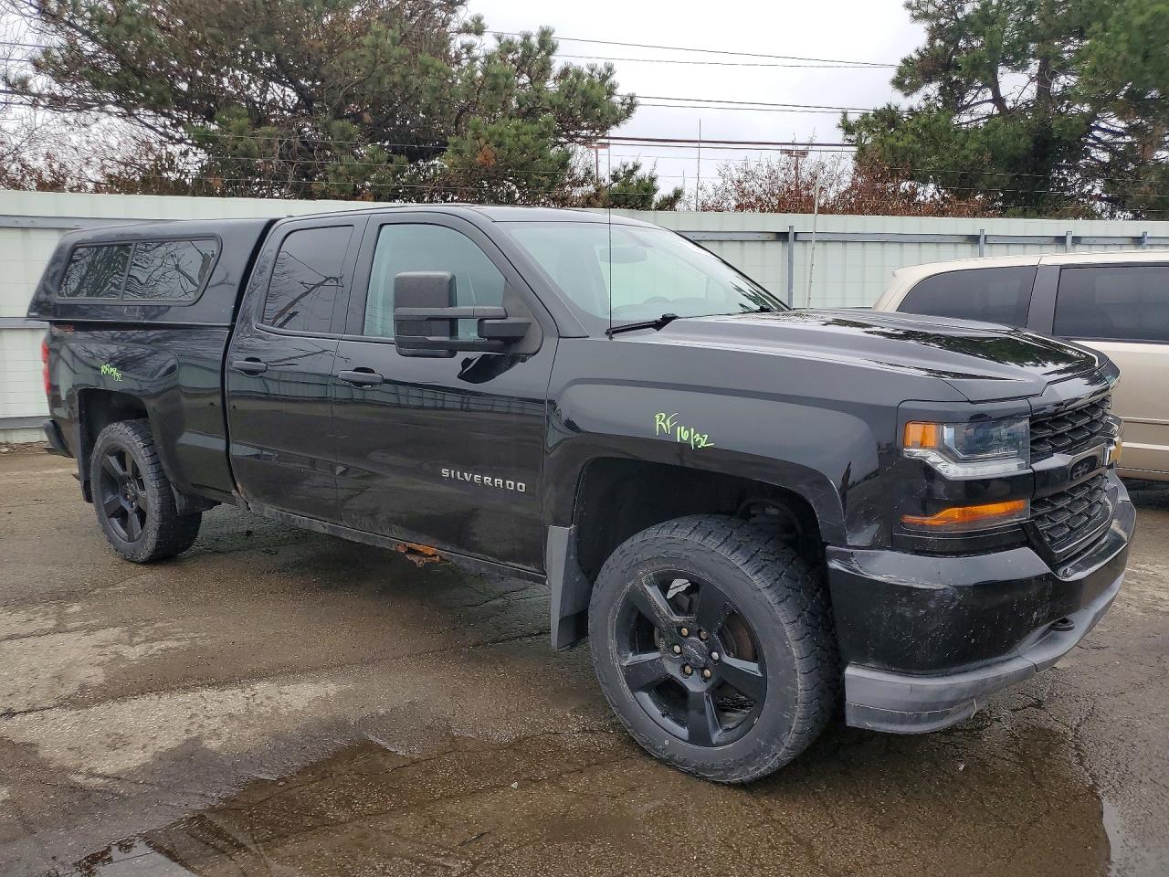2017 CHEVROLET SILVERADO K1500 CUSTOM photo 7
