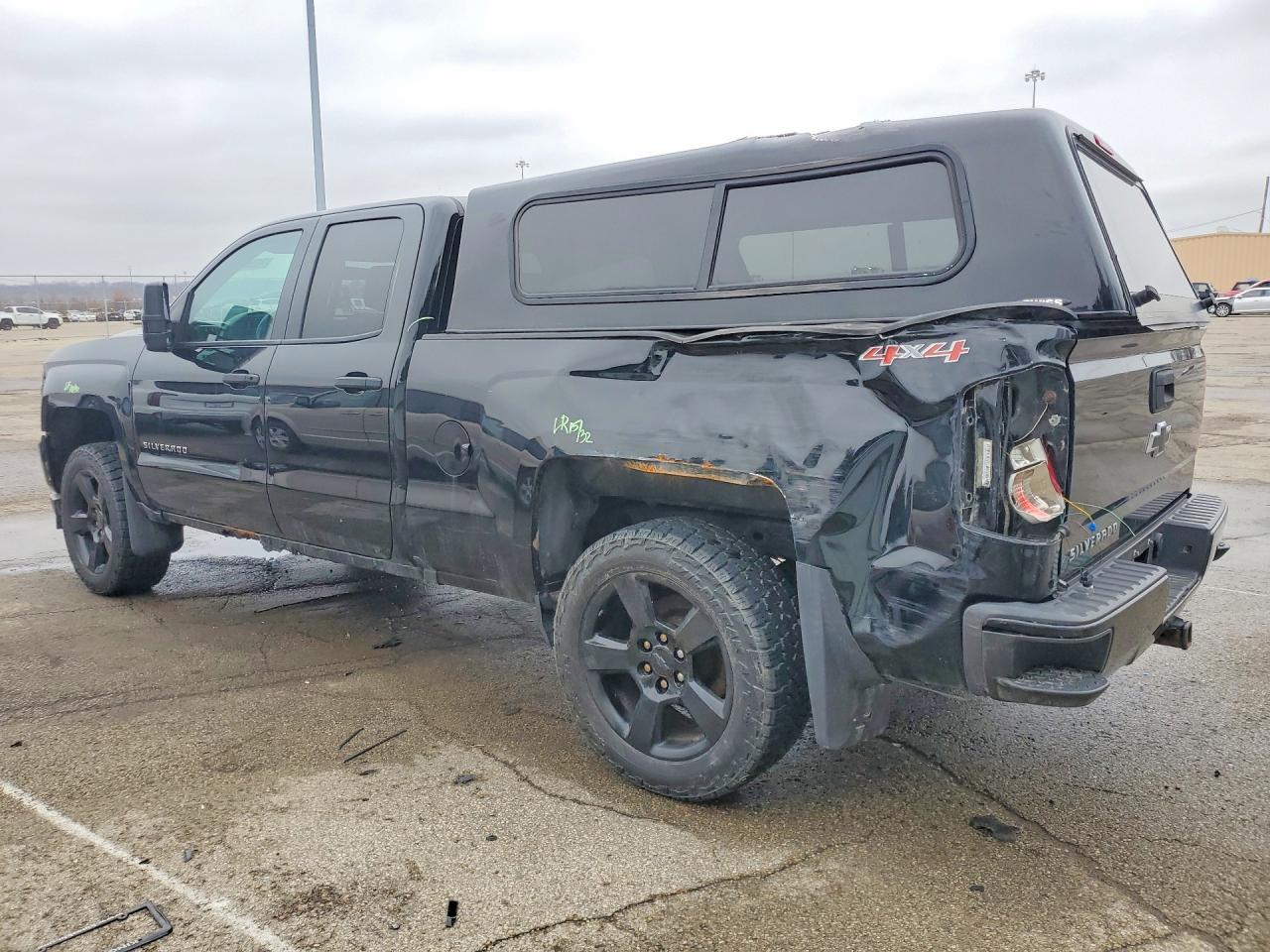 2017 CHEVROLET SILVERADO K1500 CUSTOM photo 3