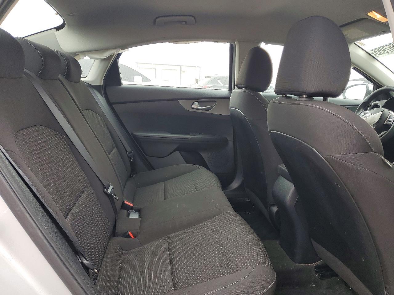 2020 KIA FORTE LXS photo 28